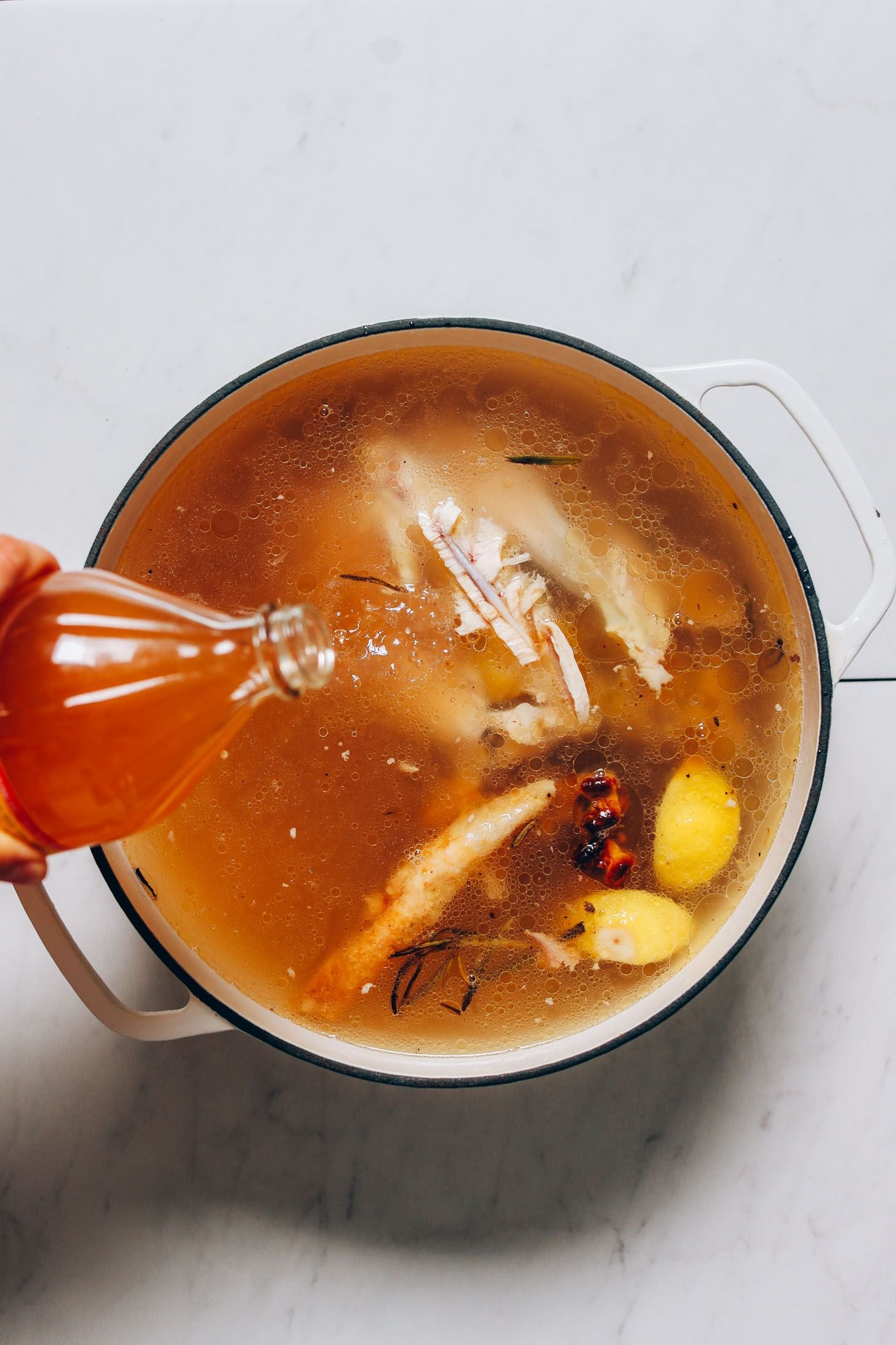 thuốc uống tăng lực cho gà đá
