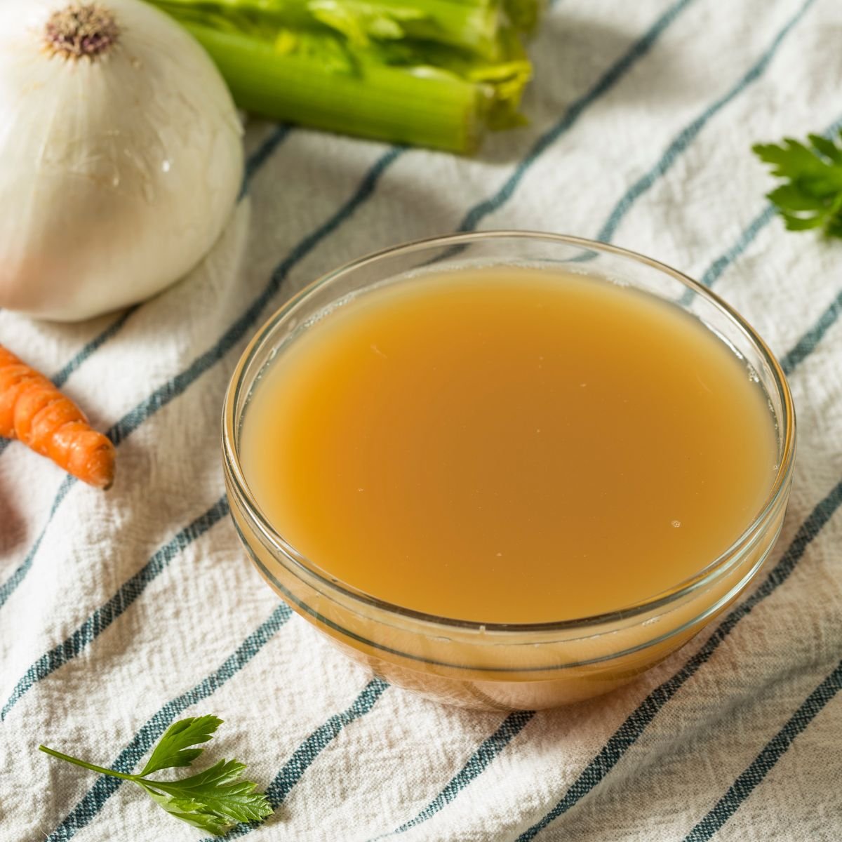 chuồng nuôi gà tre đá chuồng nuôi gà tre đá