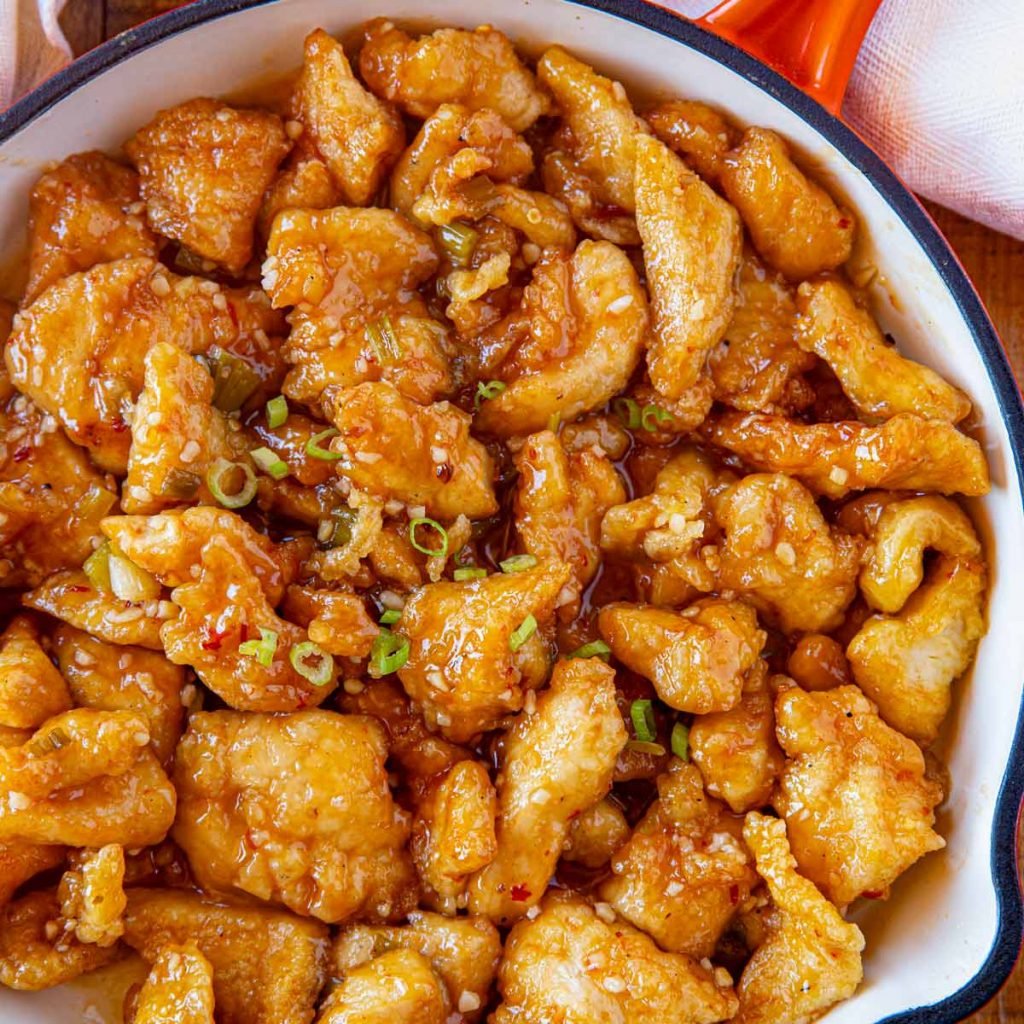 Trận đấu gà – Những khoảnh khắc nảy lửa trên sàn đấu